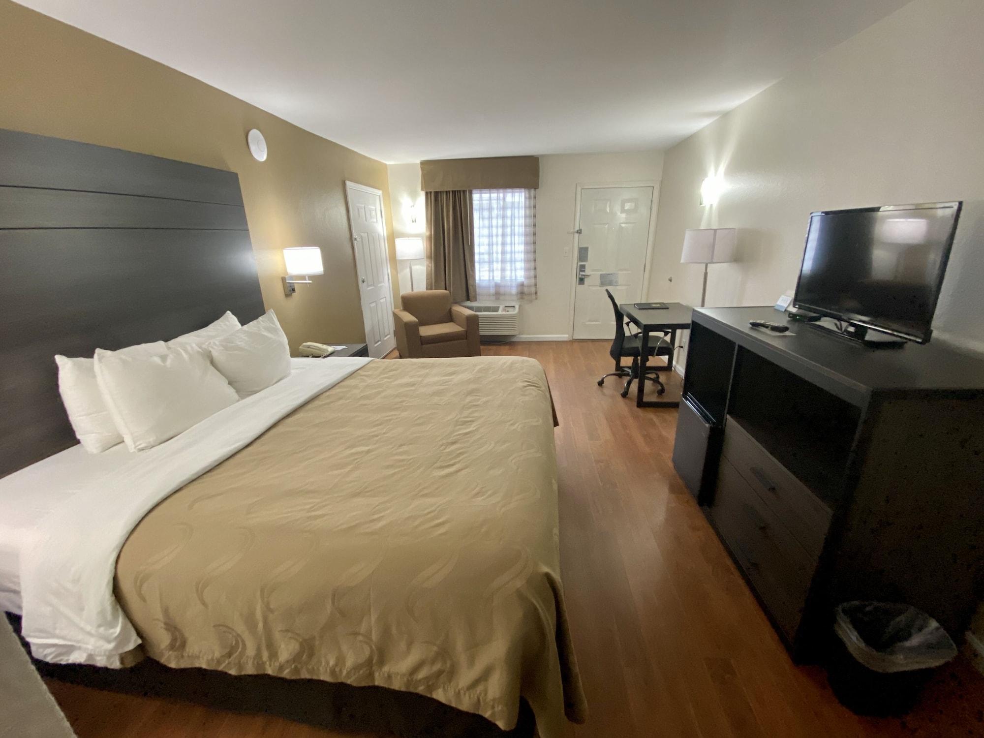 Quality Inn Branson - Hwy 76 Central Exteriér fotografie