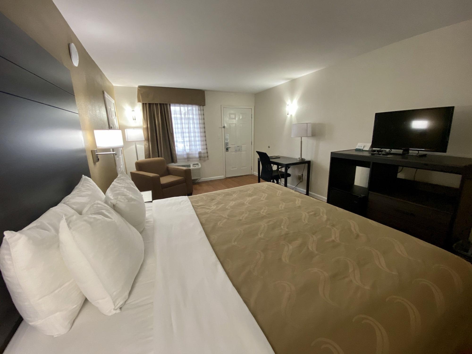 Quality Inn Branson - Hwy 76 Central Exteriér fotografie